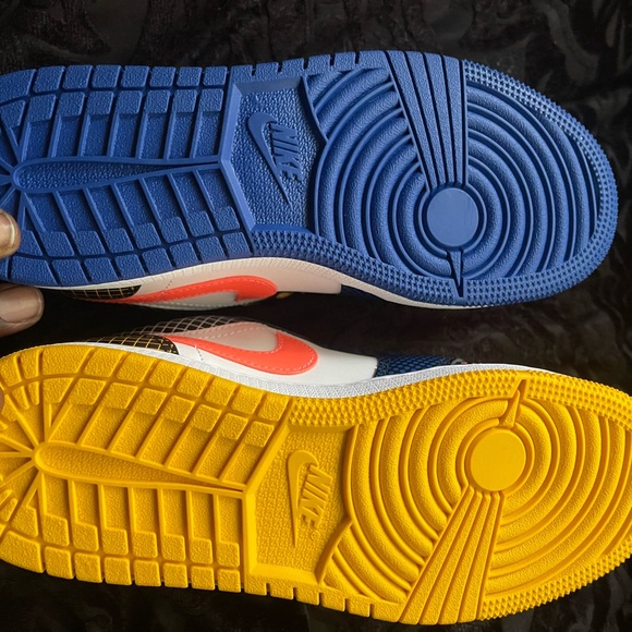 Nice cute pair of Brand New Air Jordan Lows size 4.5Y - Picture 8 of 8